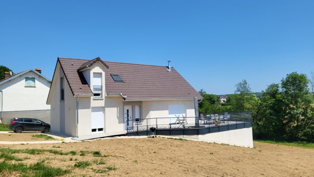 Maison de 241m2 sur sous-sol + terrasse de 59m2